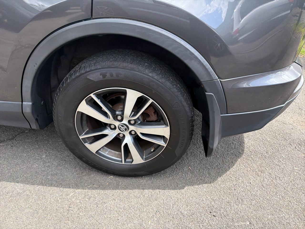 Toyota RAV4 AWD 4dr XLE (Natl) 2016