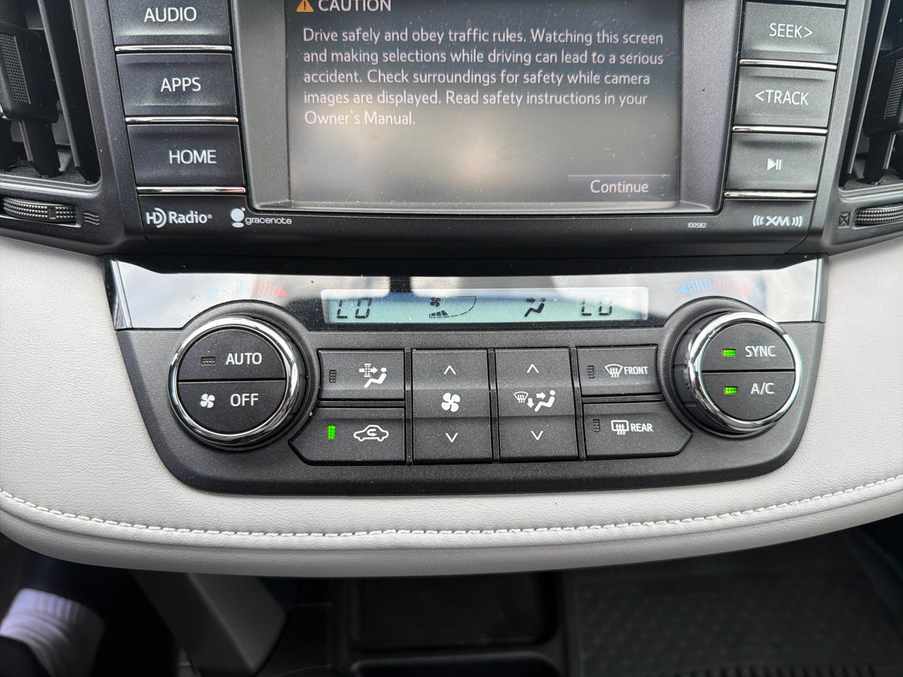 Toyota RAV4 AWD 4dr XLE (Natl) 2016
