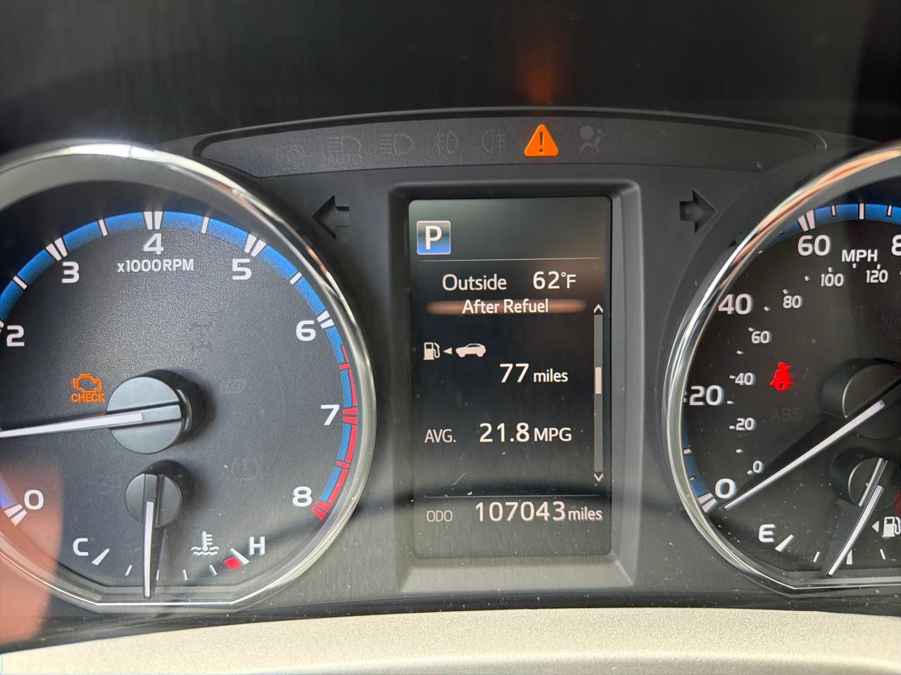 Toyota RAV4 AWD 4dr XLE (Natl) 2016