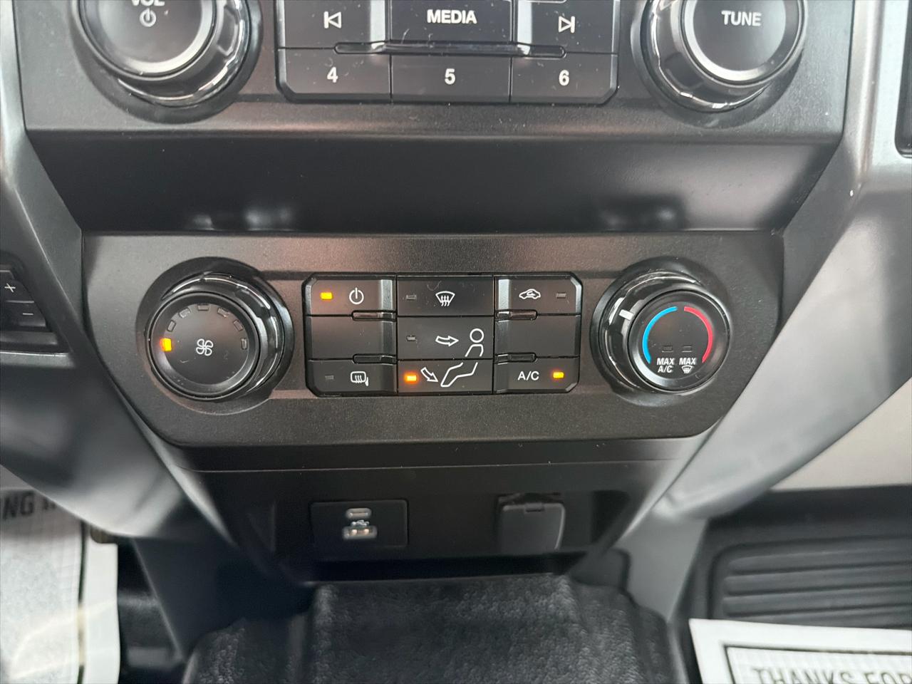 Ford Super Duty F-250 SRW King Ranch 4WD Crew Cab 8' Box 2021