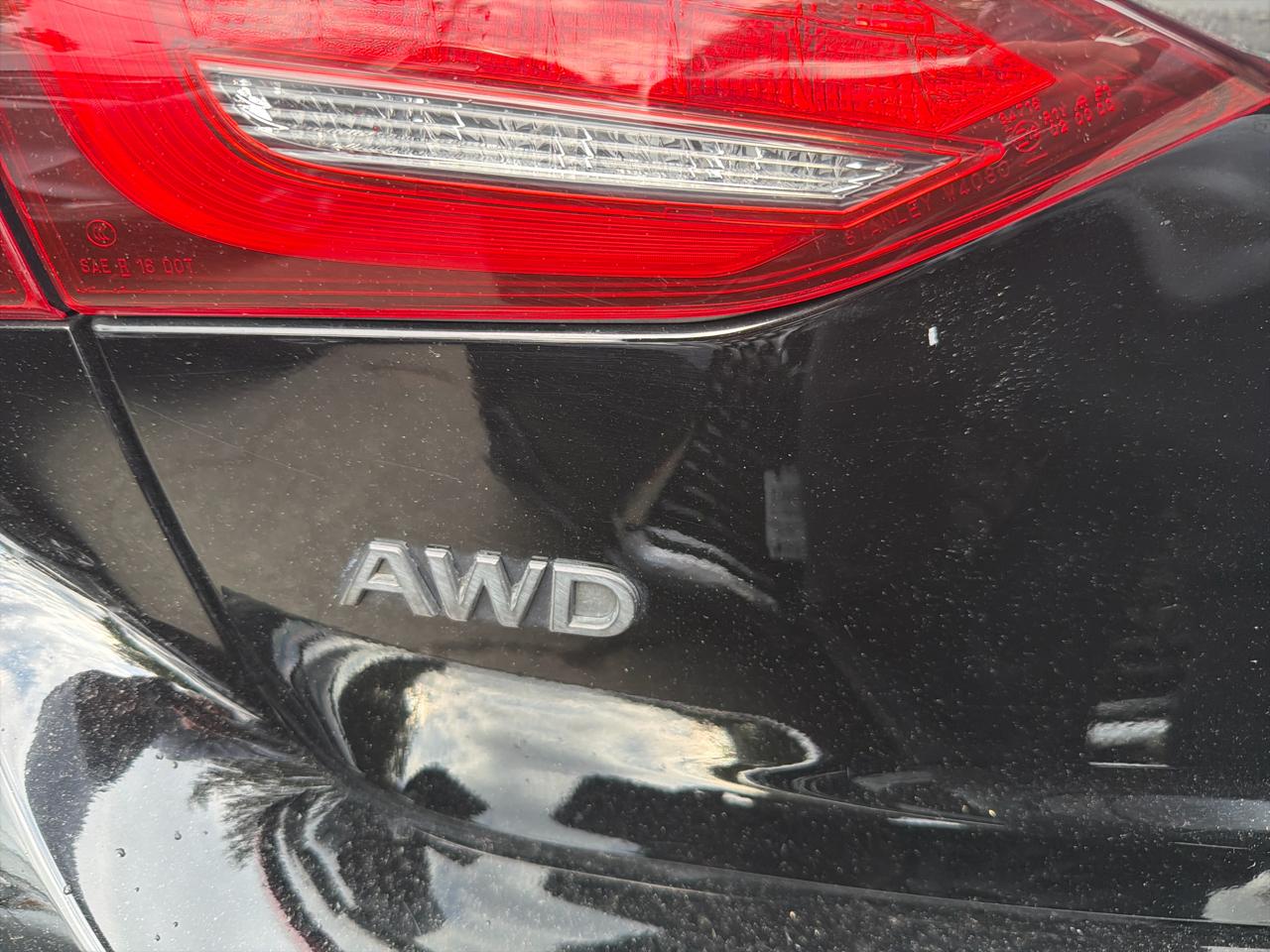 Infiniti Q50 LUXE AWD 2023