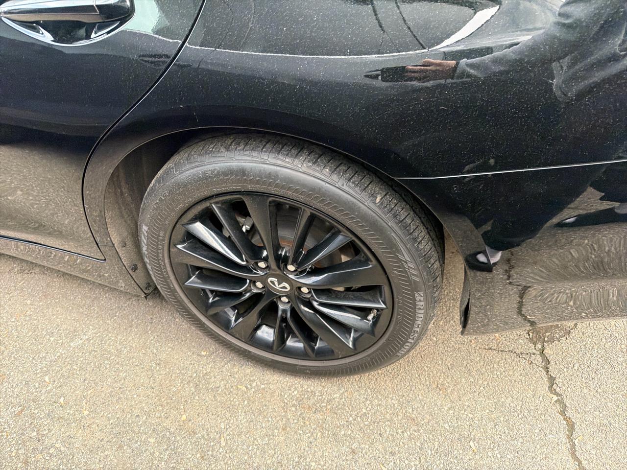 Infiniti Q50 LUXE AWD 2023