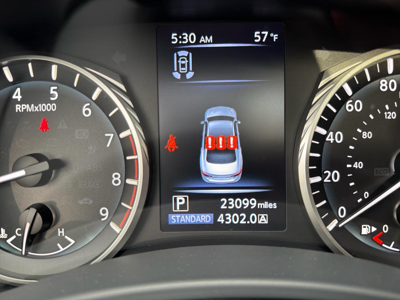 Infiniti Q50 LUXE AWD 2023