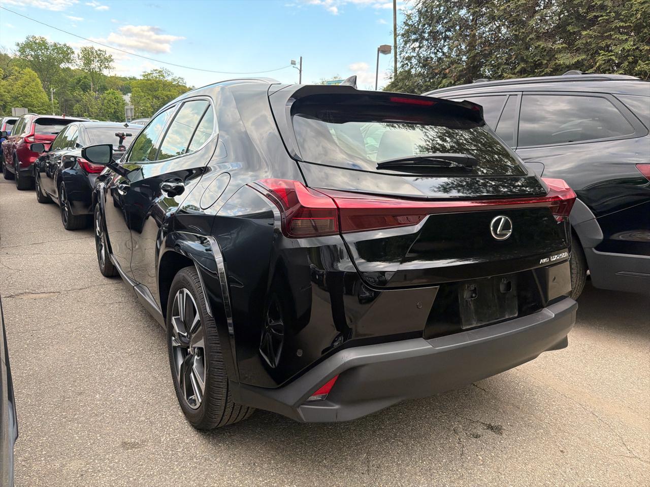 Lexus UX UX 250h Premium AWD 2023