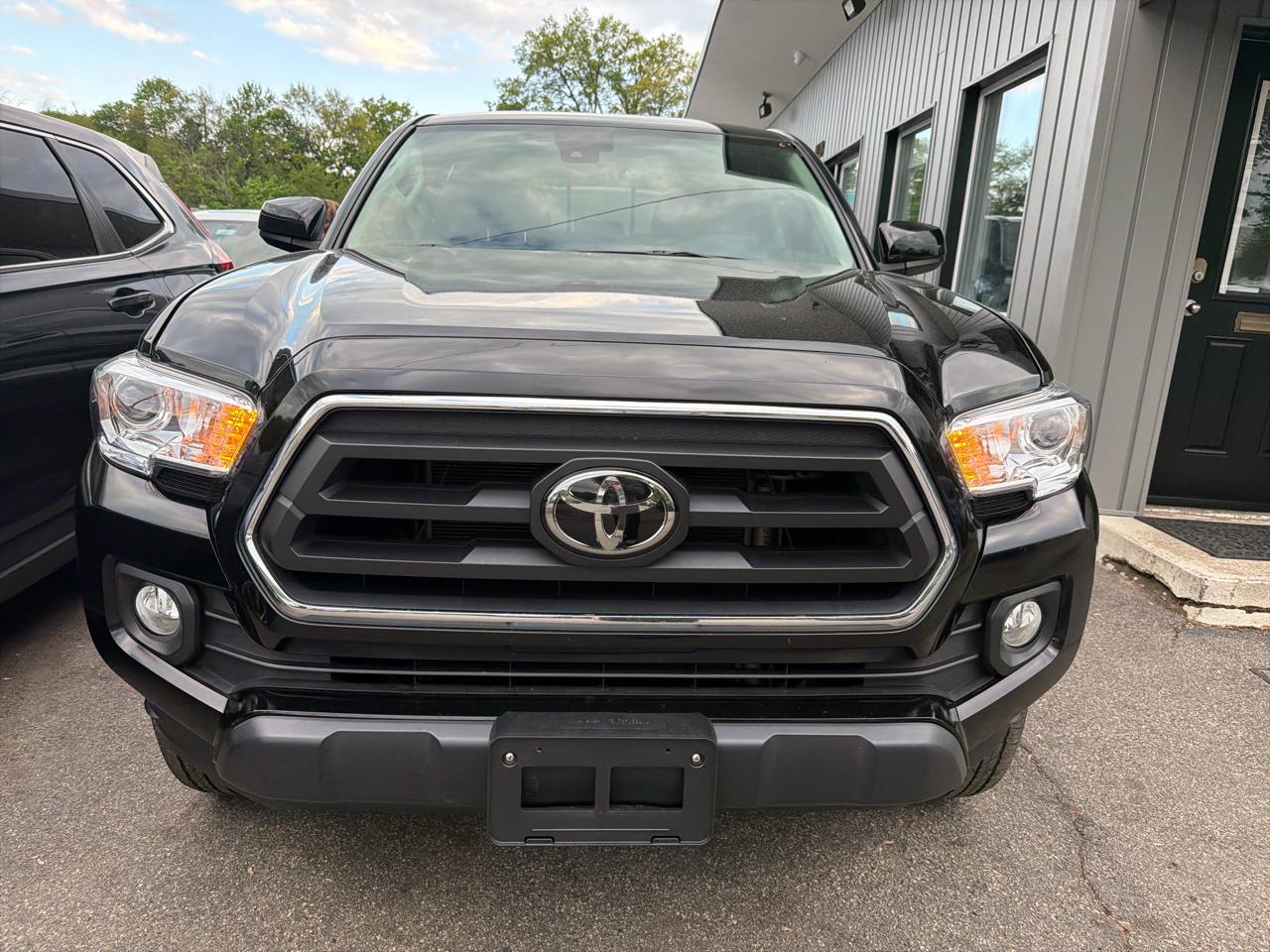 Toyota Tacoma 2WD TRD Off Road Double Cab 5' Bed V6 AT (Natl) 2023