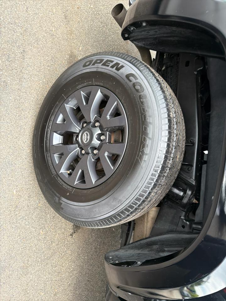 Toyota Tacoma 2WD TRD Off Road Double Cab 5' Bed V6 AT (Natl) 2023