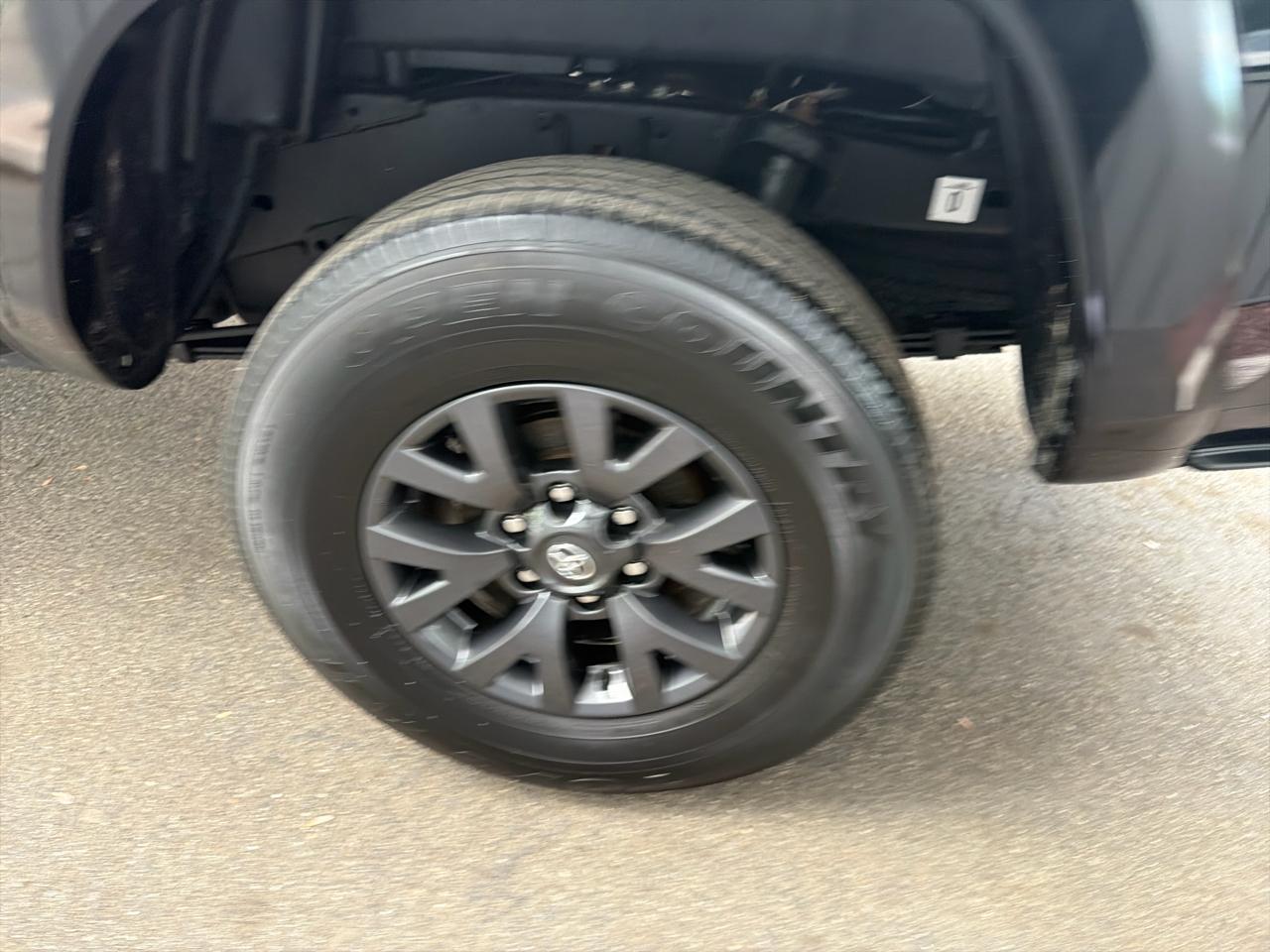 Toyota Tacoma 2WD TRD Off Road Double Cab 5' Bed V6 AT (Natl) 2023