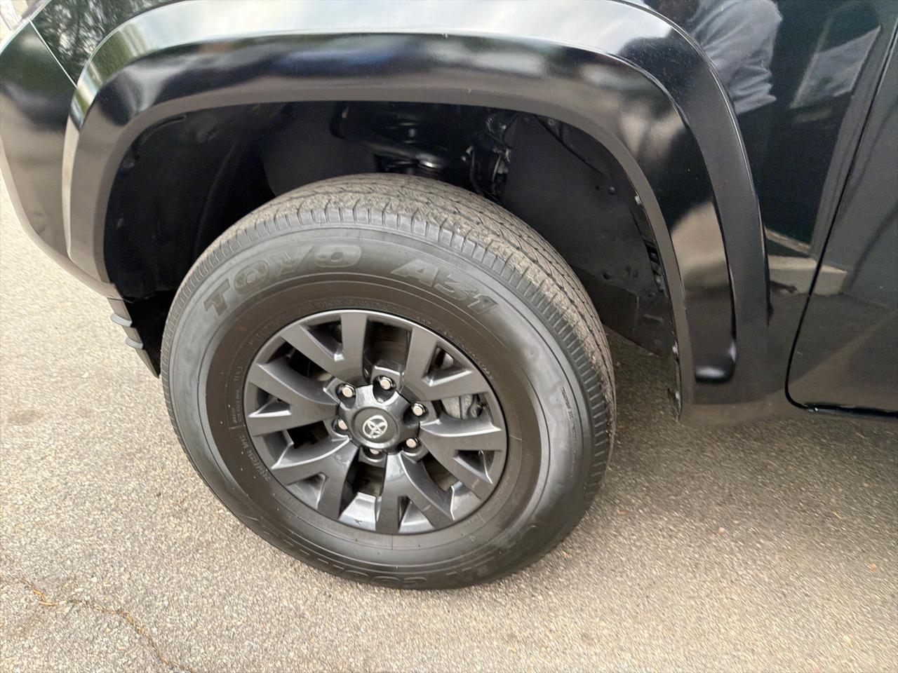 Toyota Tacoma 2WD TRD Off Road Double Cab 5' Bed V6 AT (Natl) 2023