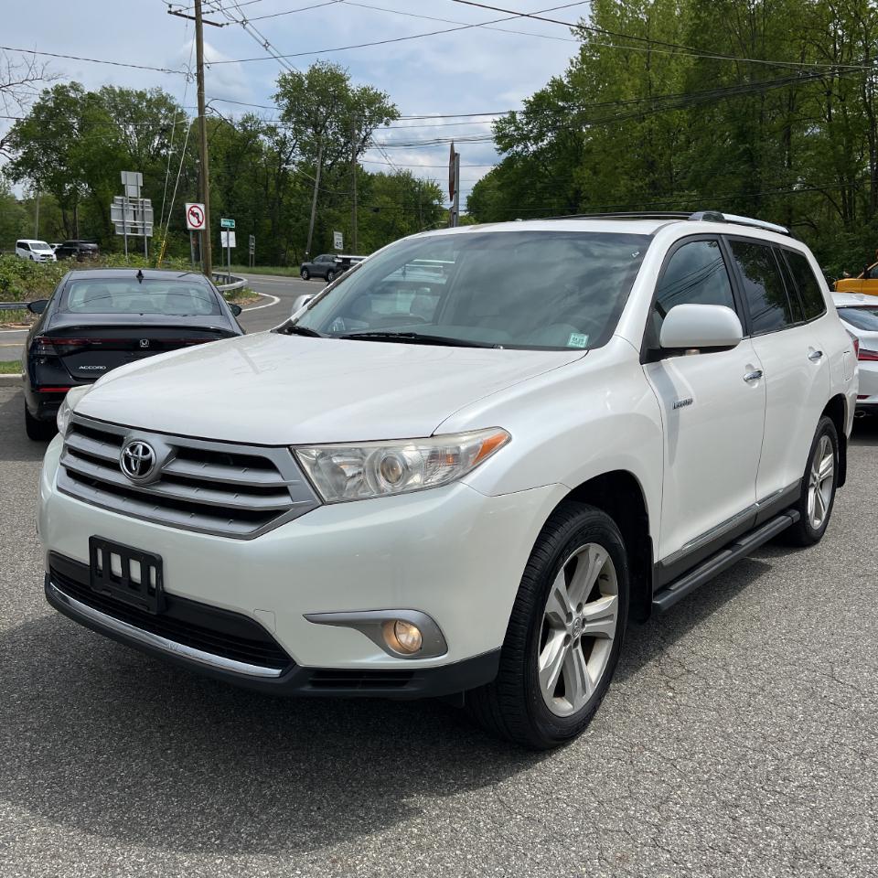 Toyota Highlander Limited 2013