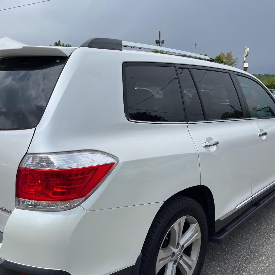 Toyota Highlander Limited 2013