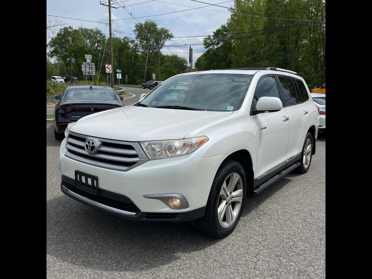 Toyota Highlander Limited 2013