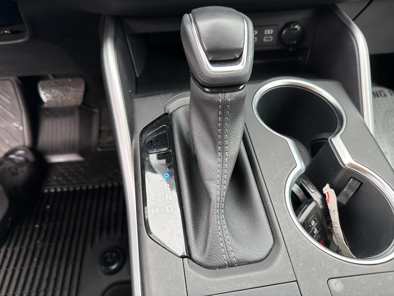 Toyota Highlander Platinum AWD (Natl) 2023