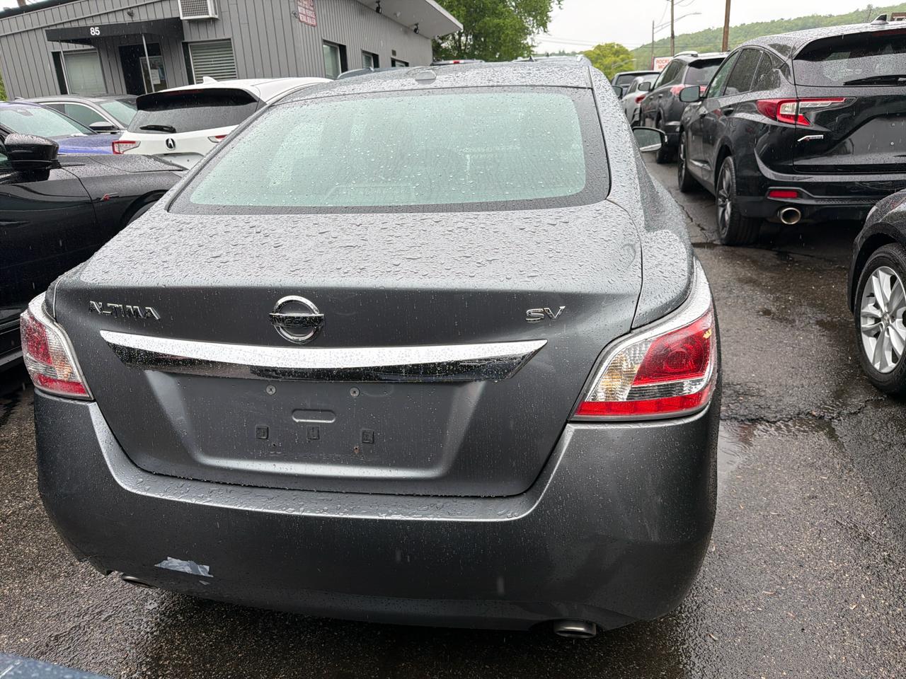 Nissan Altima 4dr Sdn I4 2.5 SV 2015