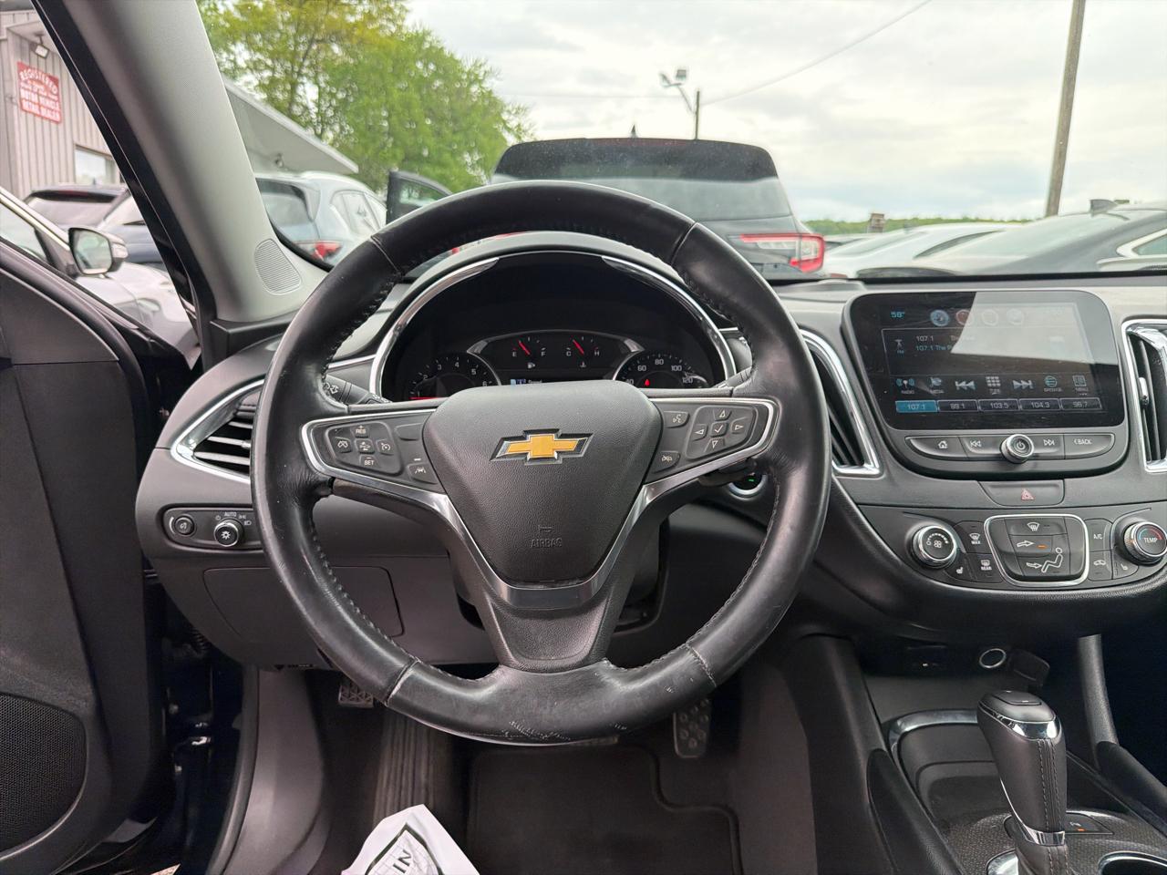 Chevrolet Malibu 4dr Sdn LT w/1LT 2018