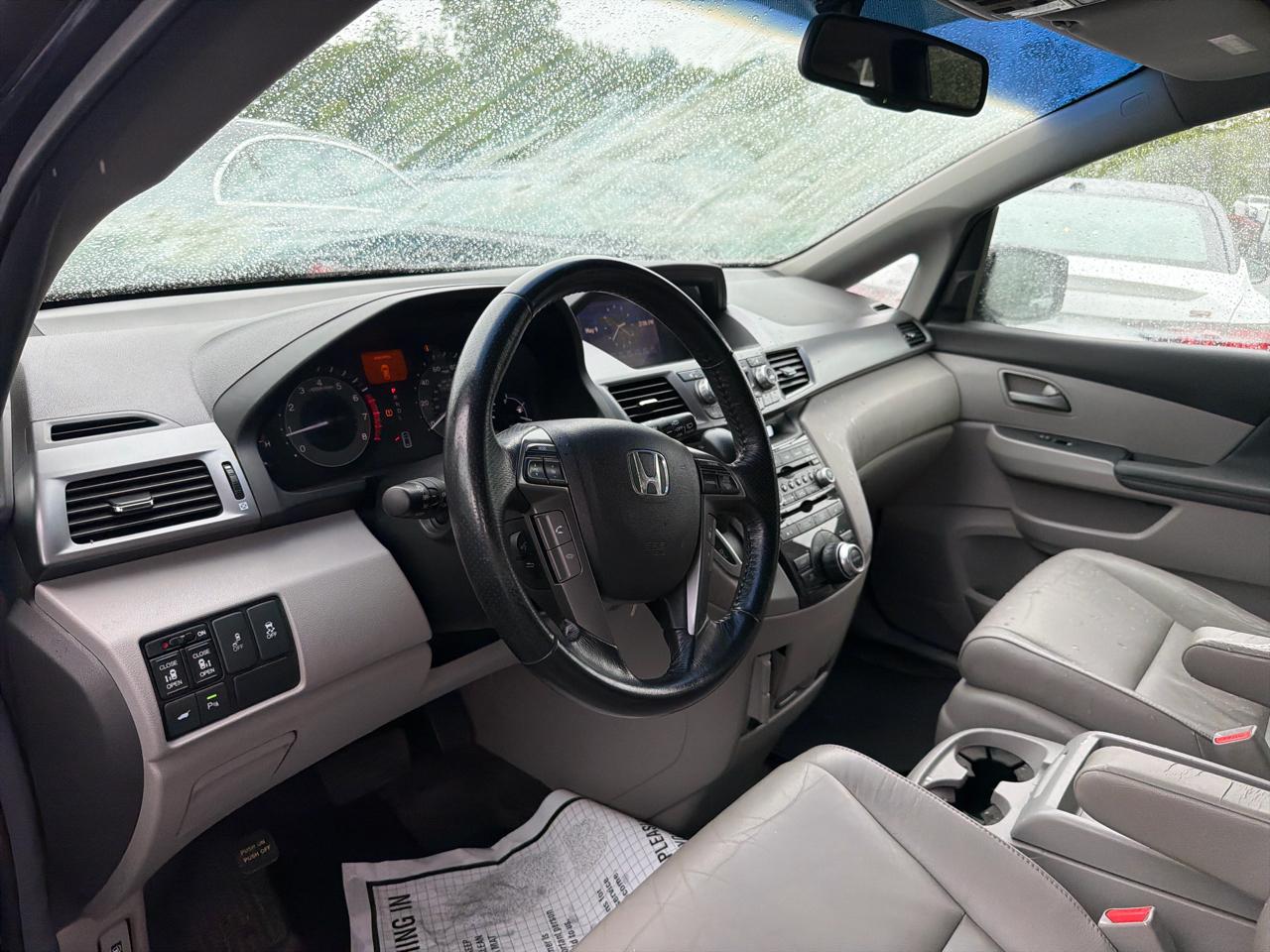 Honda Odyssey 5dr Touring 2012