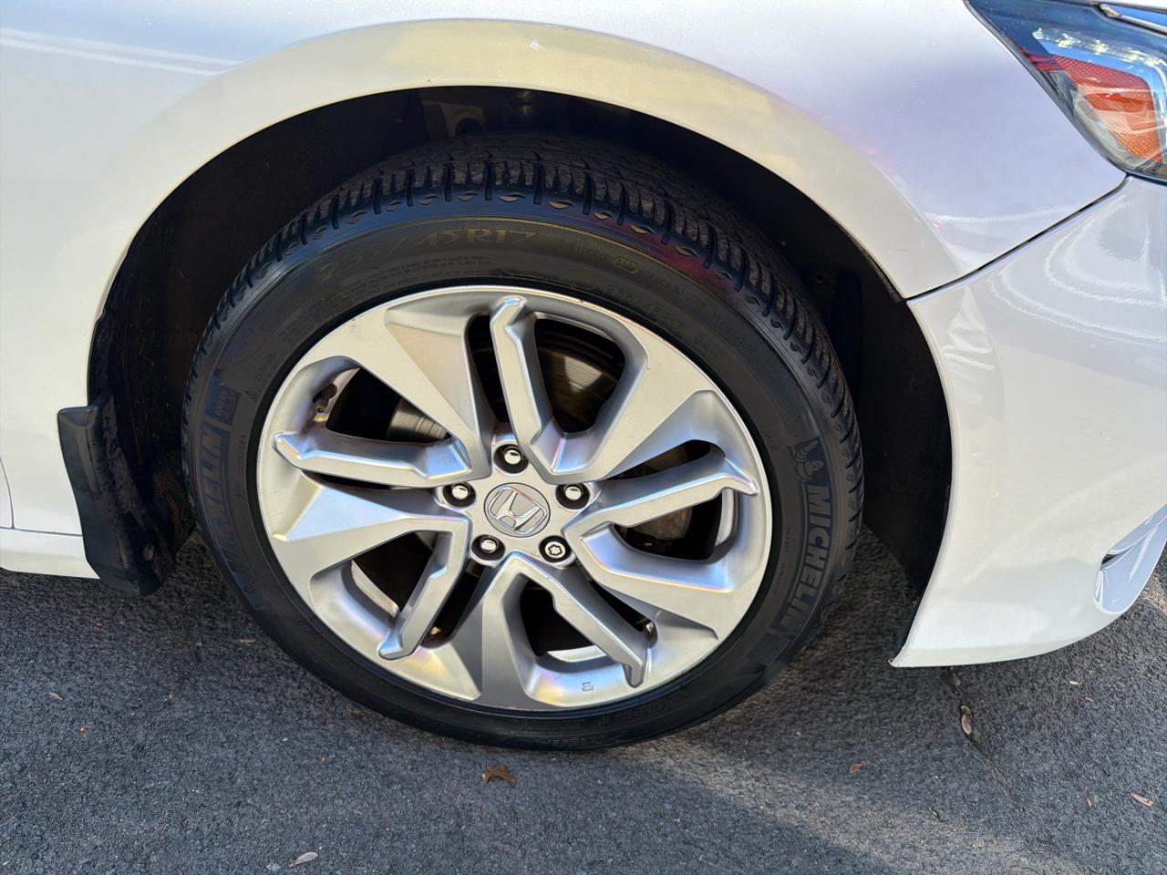 Honda Accord Sedan LX 1.5T CVT 2019