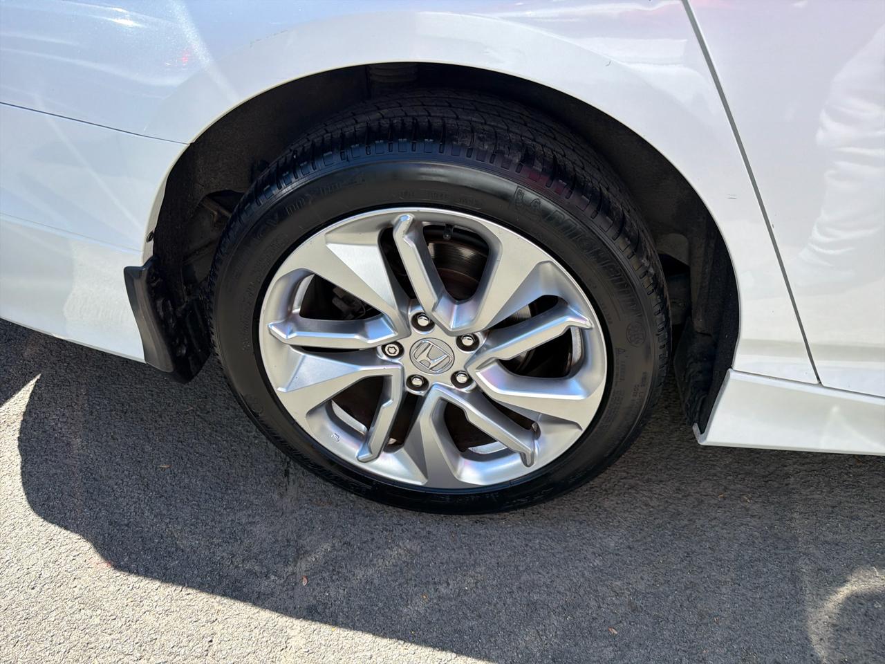 Honda Accord Sedan LX 1.5T CVT 2019