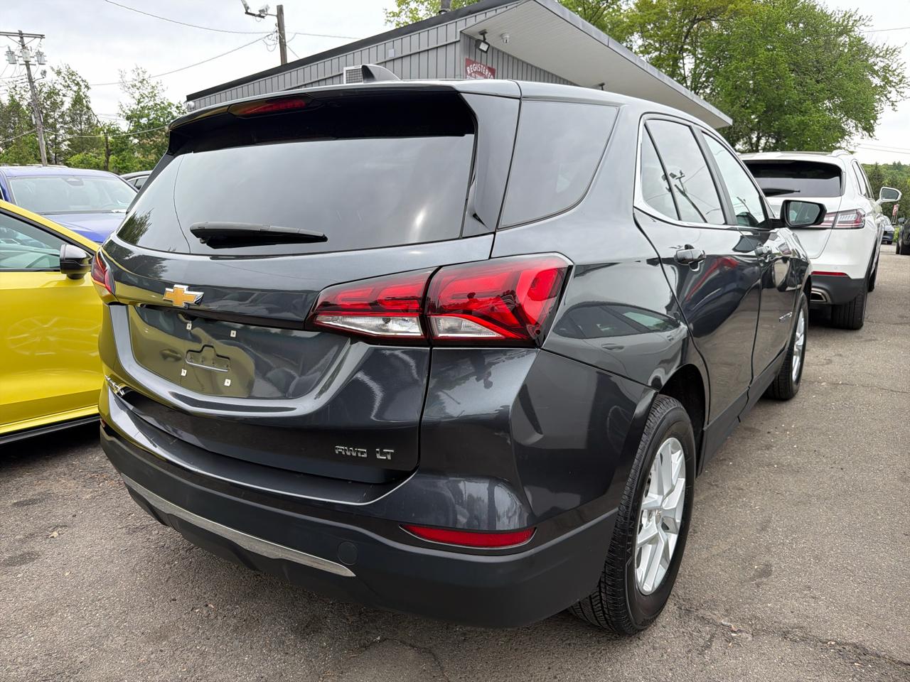 Chevrolet Equinox AWD 4dr LT w/1LT 2023