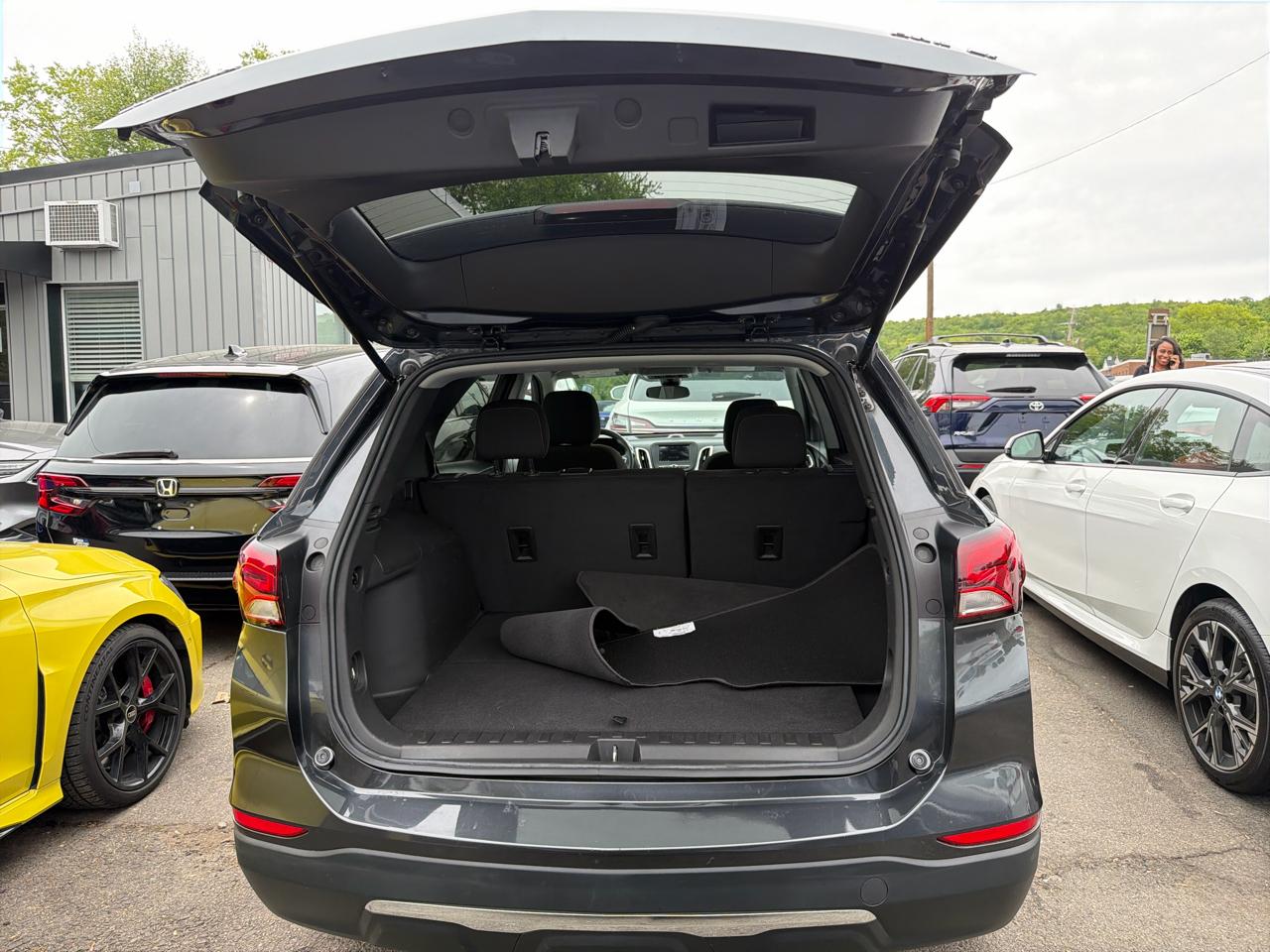 Chevrolet Equinox AWD 4dr LT w/1LT 2023