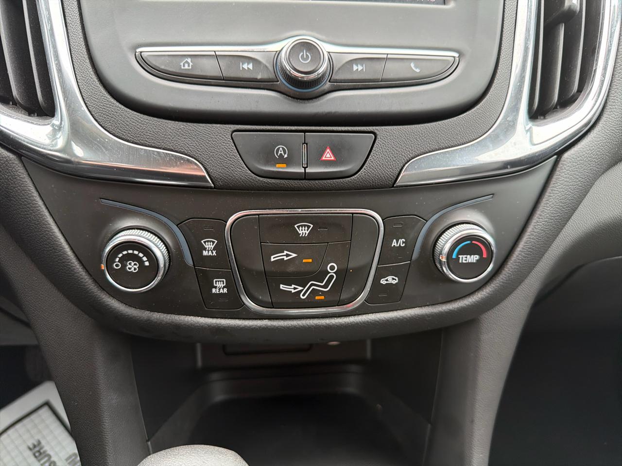 Chevrolet Equinox AWD 4dr LT w/1LT 2023