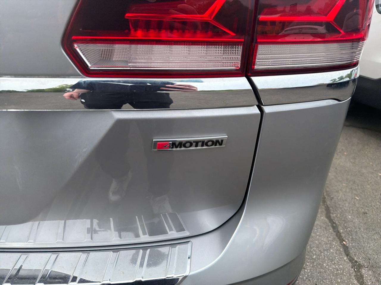 Volkswagen Atlas 2.0T SE w/Technology 4MOTION 2022