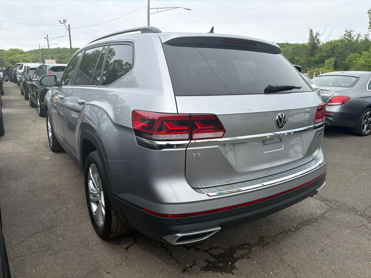 Volkswagen Atlas 2.0T SE w/Technology 4MOTION 2022