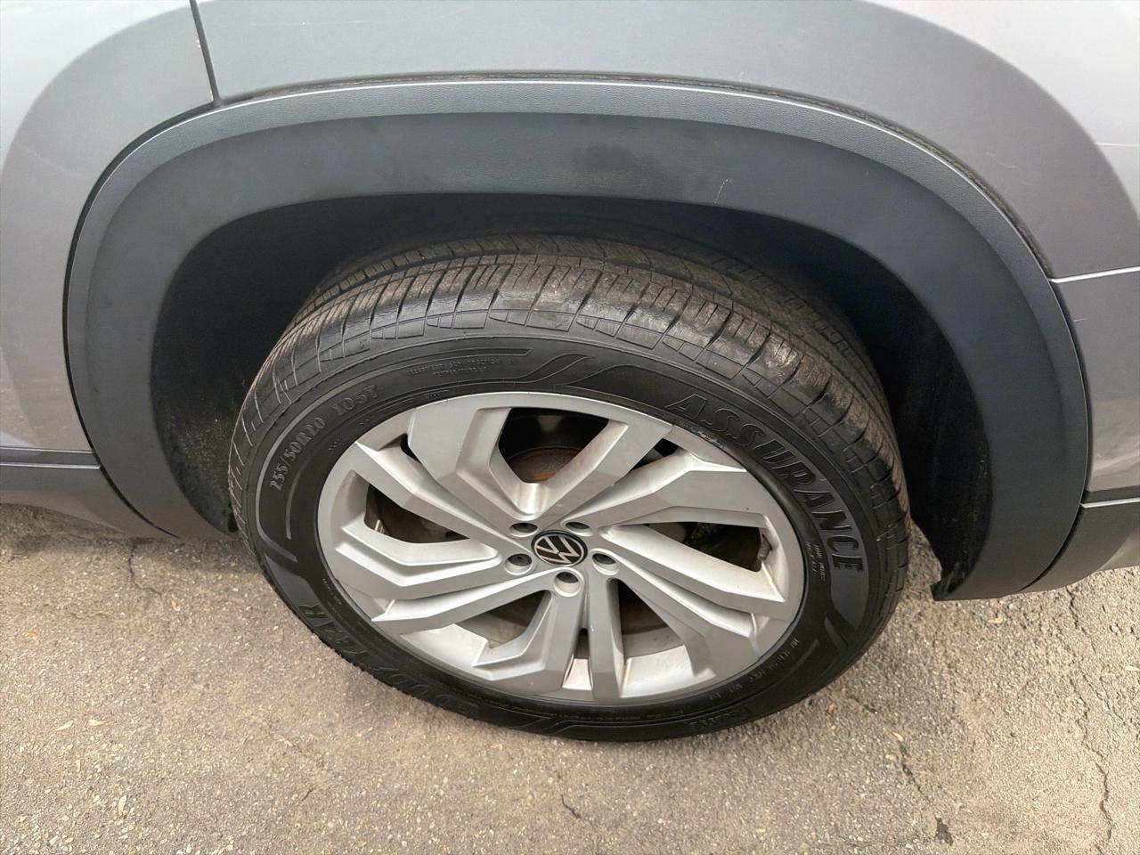 Volkswagen Atlas 2.0T SE w/Technology 4MOTION 2022