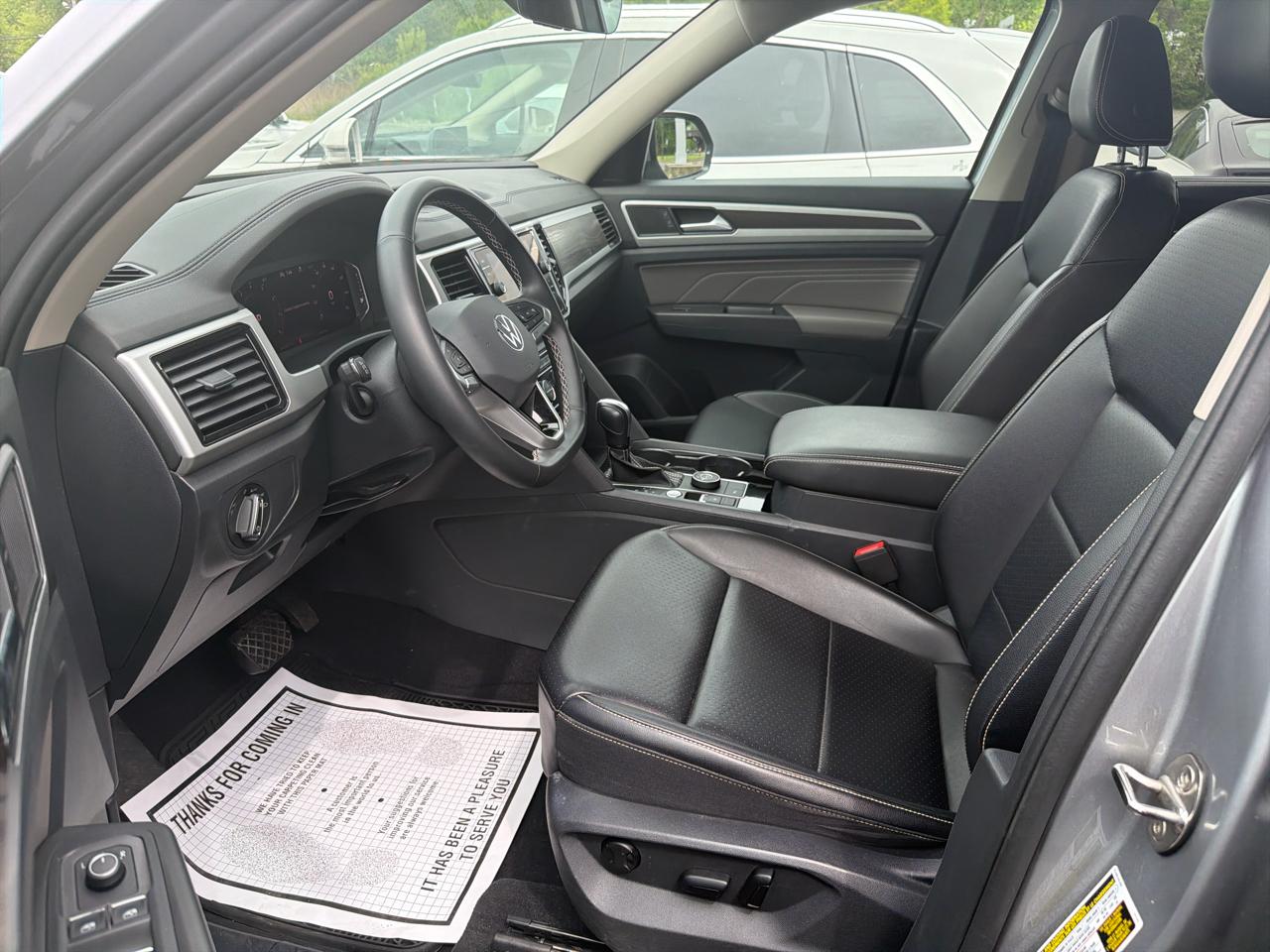 Volkswagen Atlas 2.0T SE w/Technology 4MOTION 2022