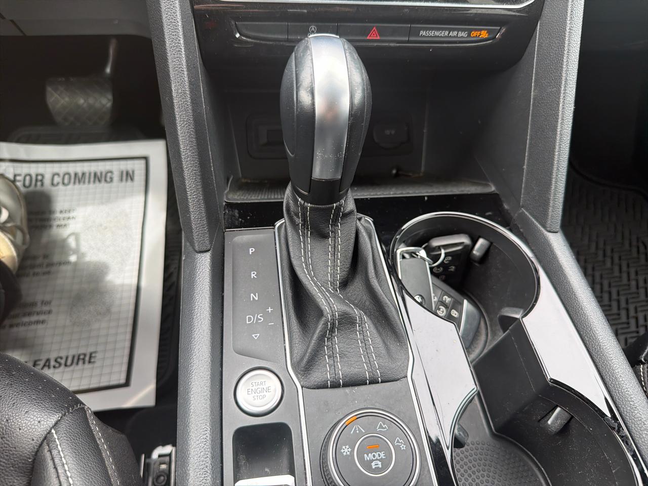 Volkswagen Atlas 2.0T SE w/Technology 4MOTION 2022