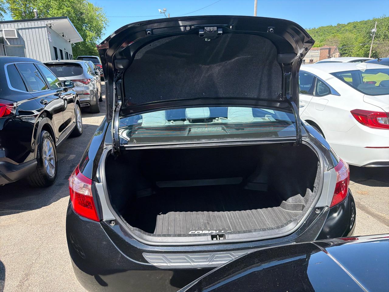Toyota Corolla XLE CVT (Natl) 2018