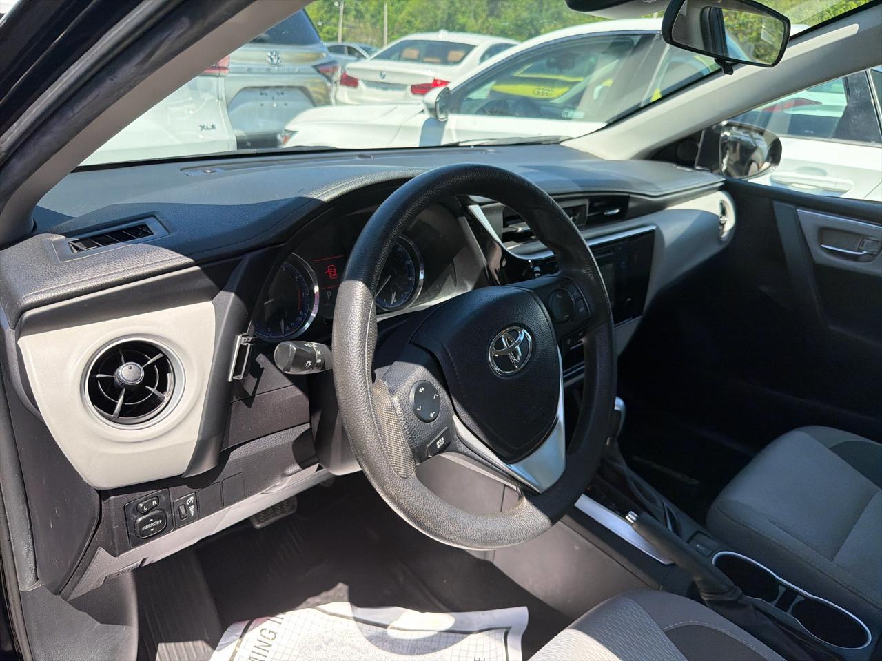 Toyota Corolla XLE CVT (Natl) 2018