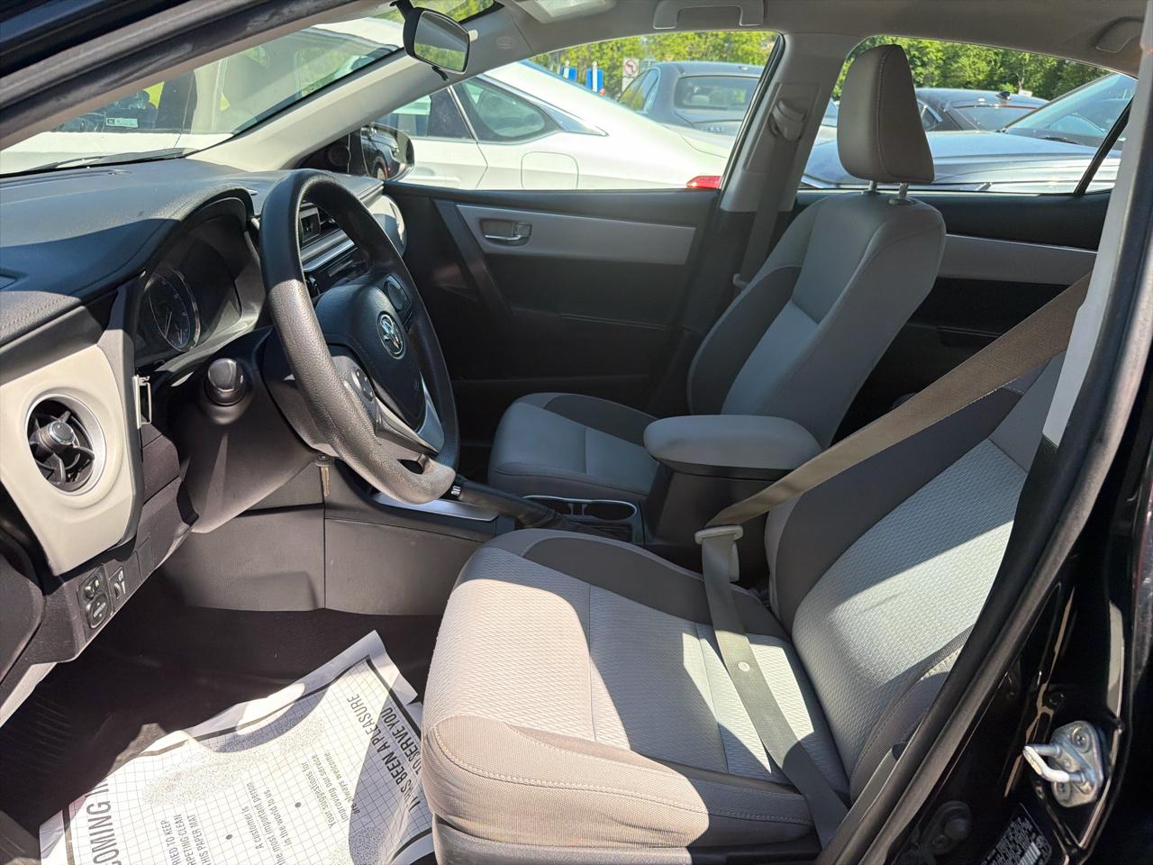 Toyota Corolla XLE CVT (Natl) 2018