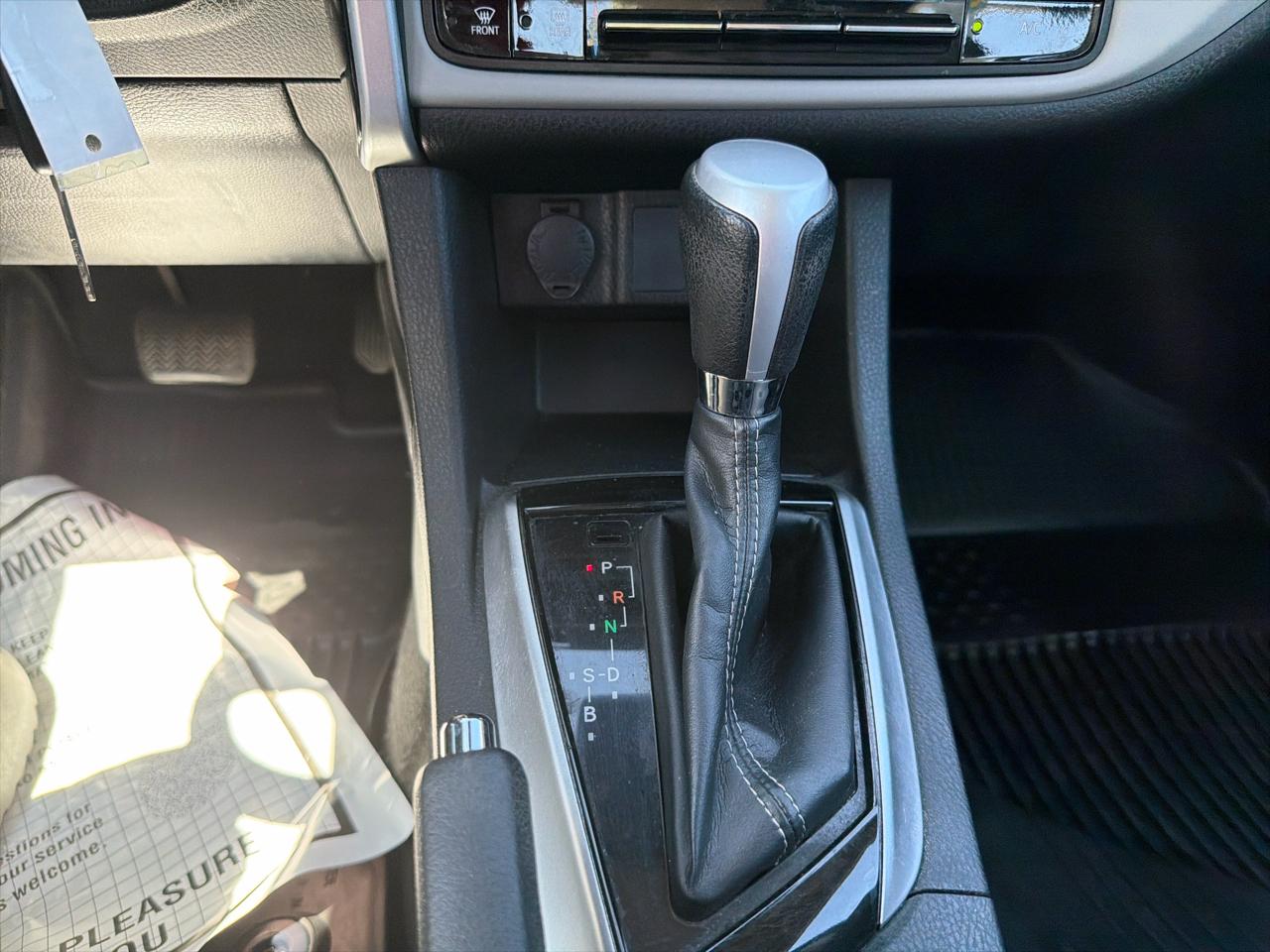 Toyota Corolla XLE CVT (Natl) 2018