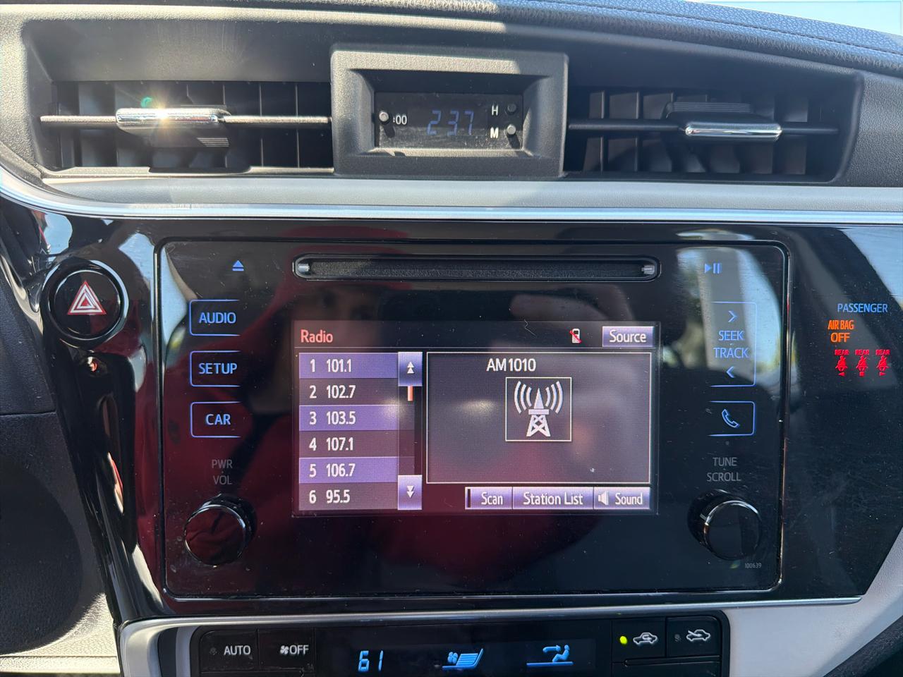 Toyota Corolla XLE CVT (Natl) 2018