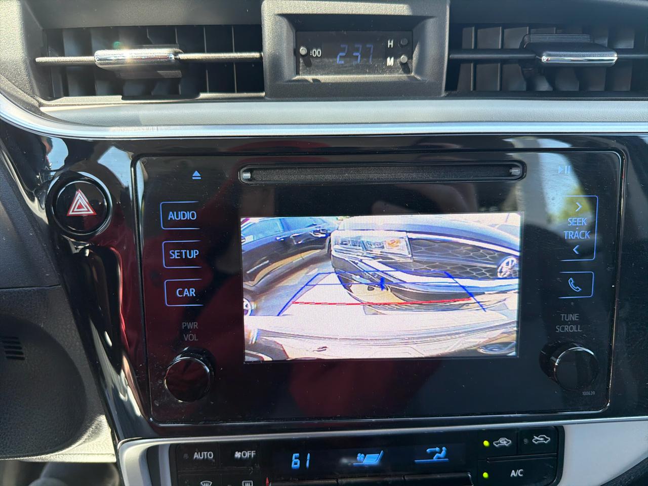 Toyota Corolla XLE CVT (Natl) 2018