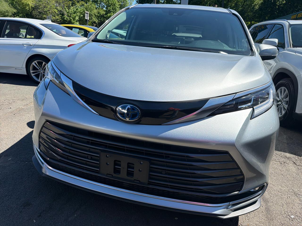 Toyota Sienna Limited AWD 7-Passenger (Natl) 2024