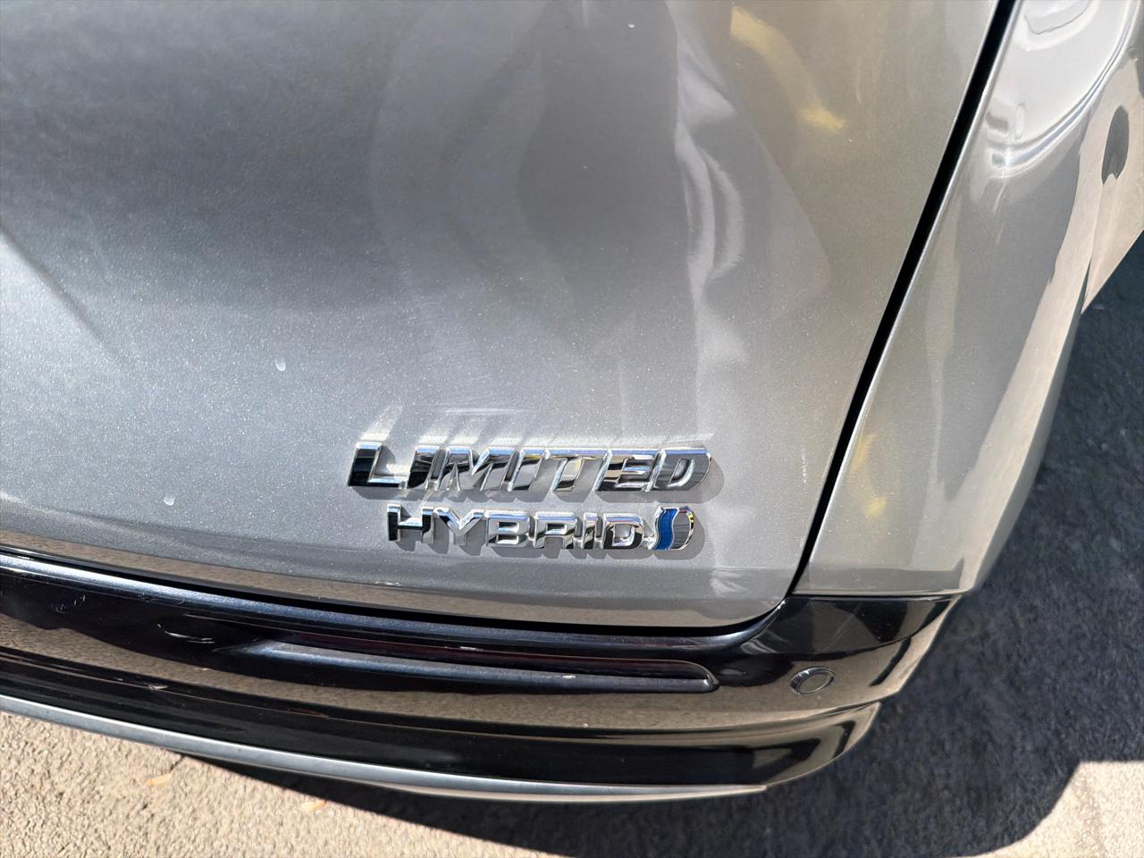 Toyota Sienna Limited AWD 7-Passenger (Natl) 2024