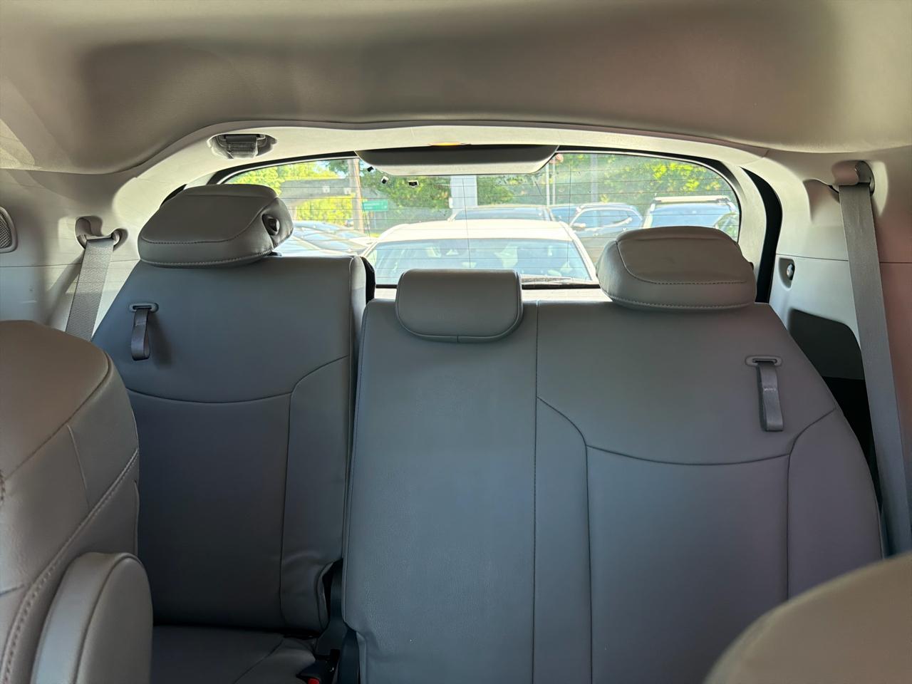 Toyota Sienna Limited AWD 7-Passenger (Natl) 2024
