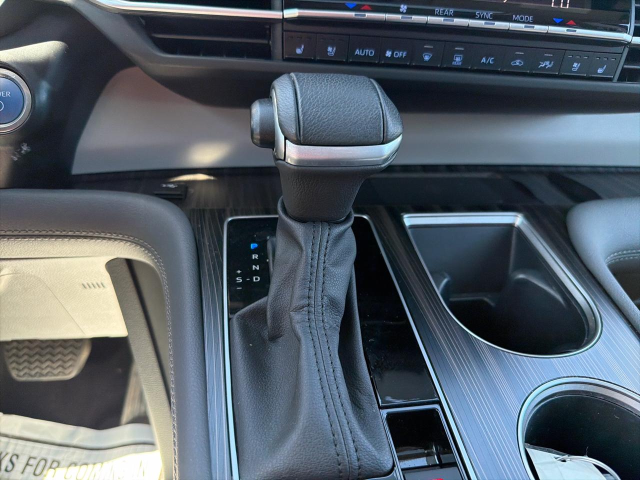 Toyota Sienna Limited AWD 7-Passenger (Natl) 2024