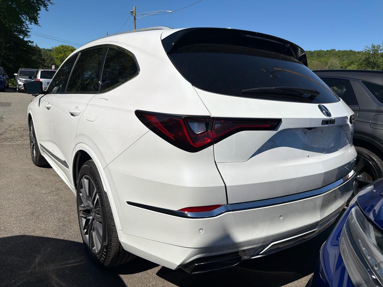 Acura MDX SH-AWD w/Advance Package 2025