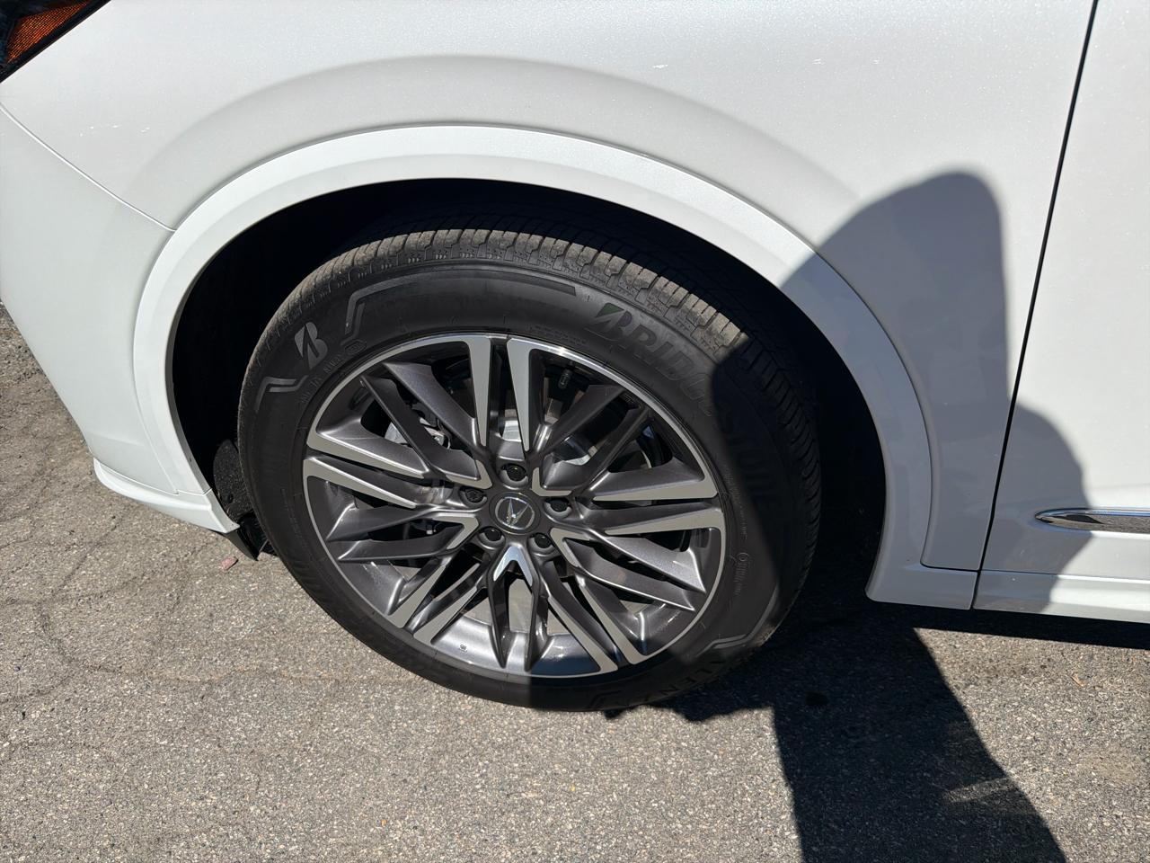 Acura MDX SH-AWD w/Advance Package 2025