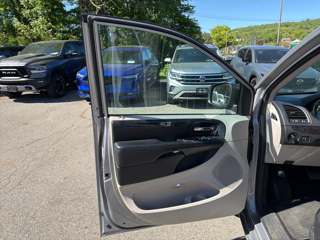 Dodge Grand Caravan 4dr Wgn SXT 2015