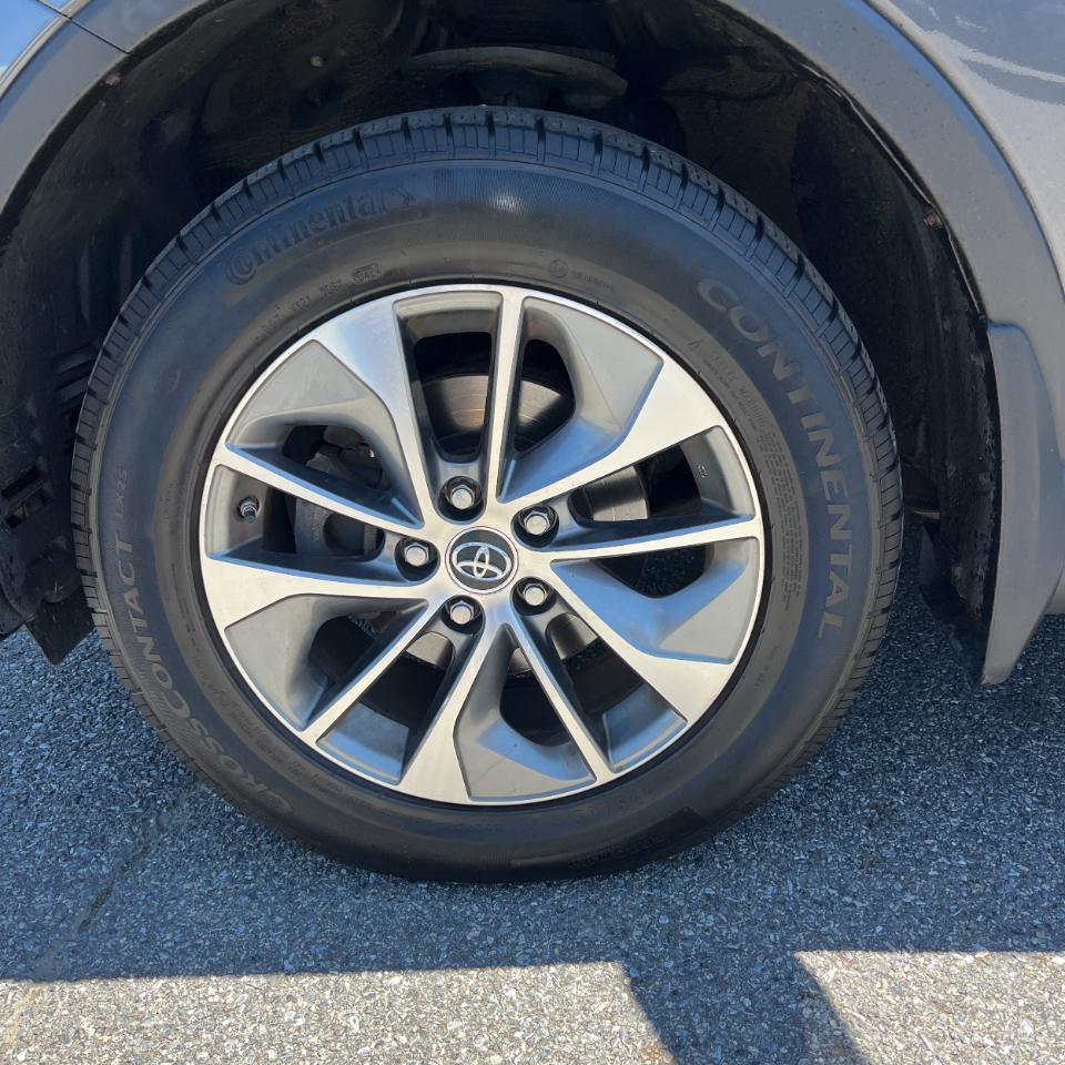 Toyota RAV4  2018