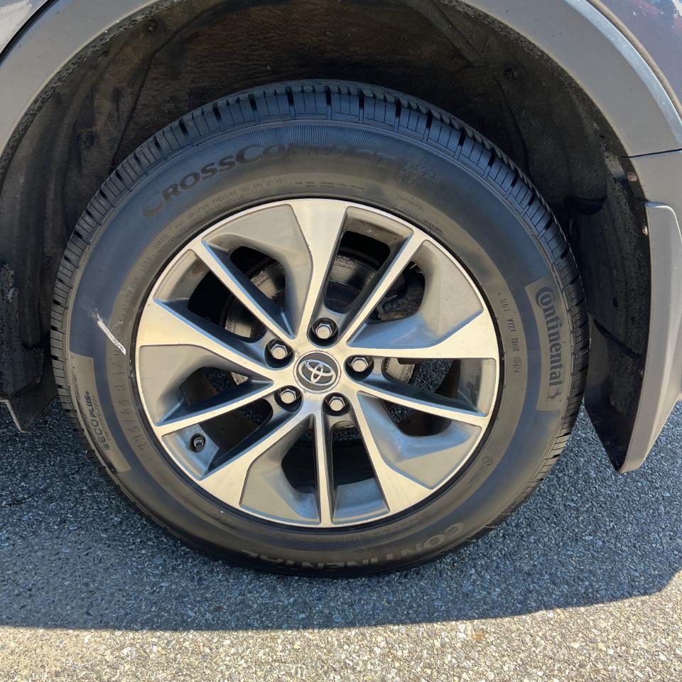 Toyota RAV4  2018