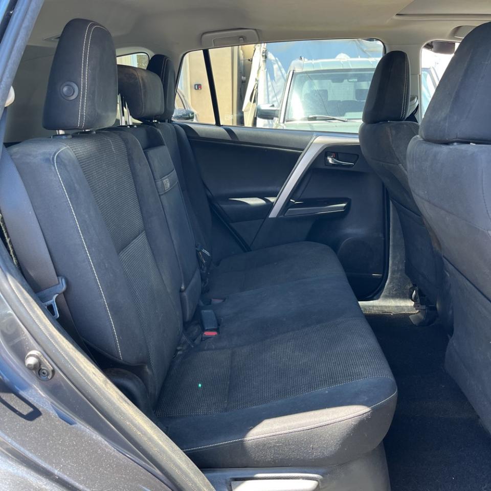 Toyota RAV4  2018