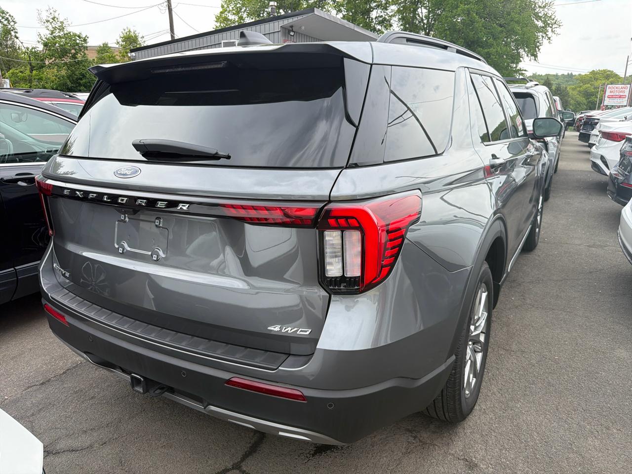 Ford Explorer Active 4WD 2025