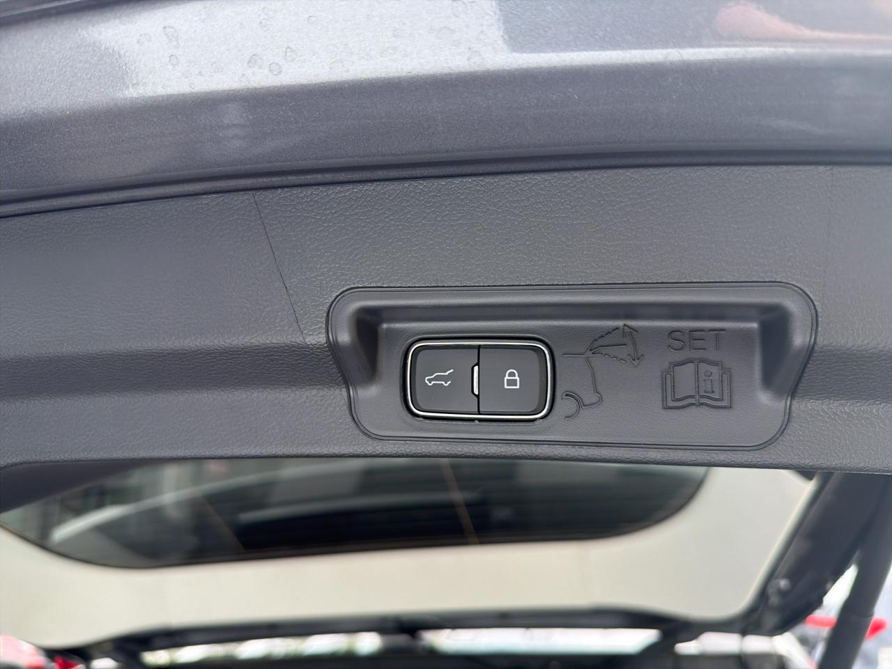 Ford Explorer Active 4WD 2025