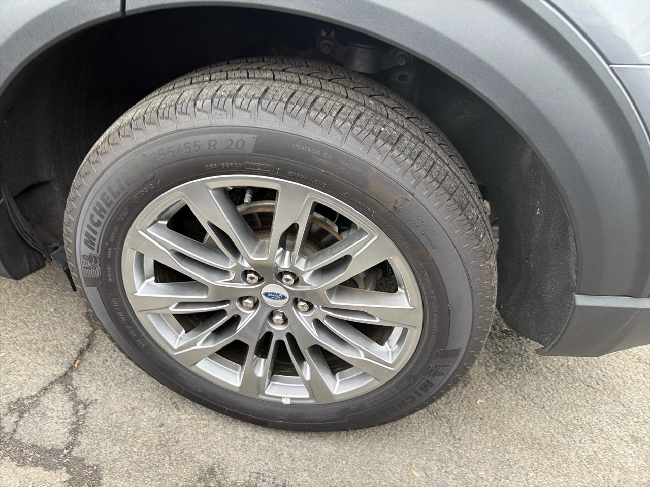 Ford Explorer Active 4WD 2025