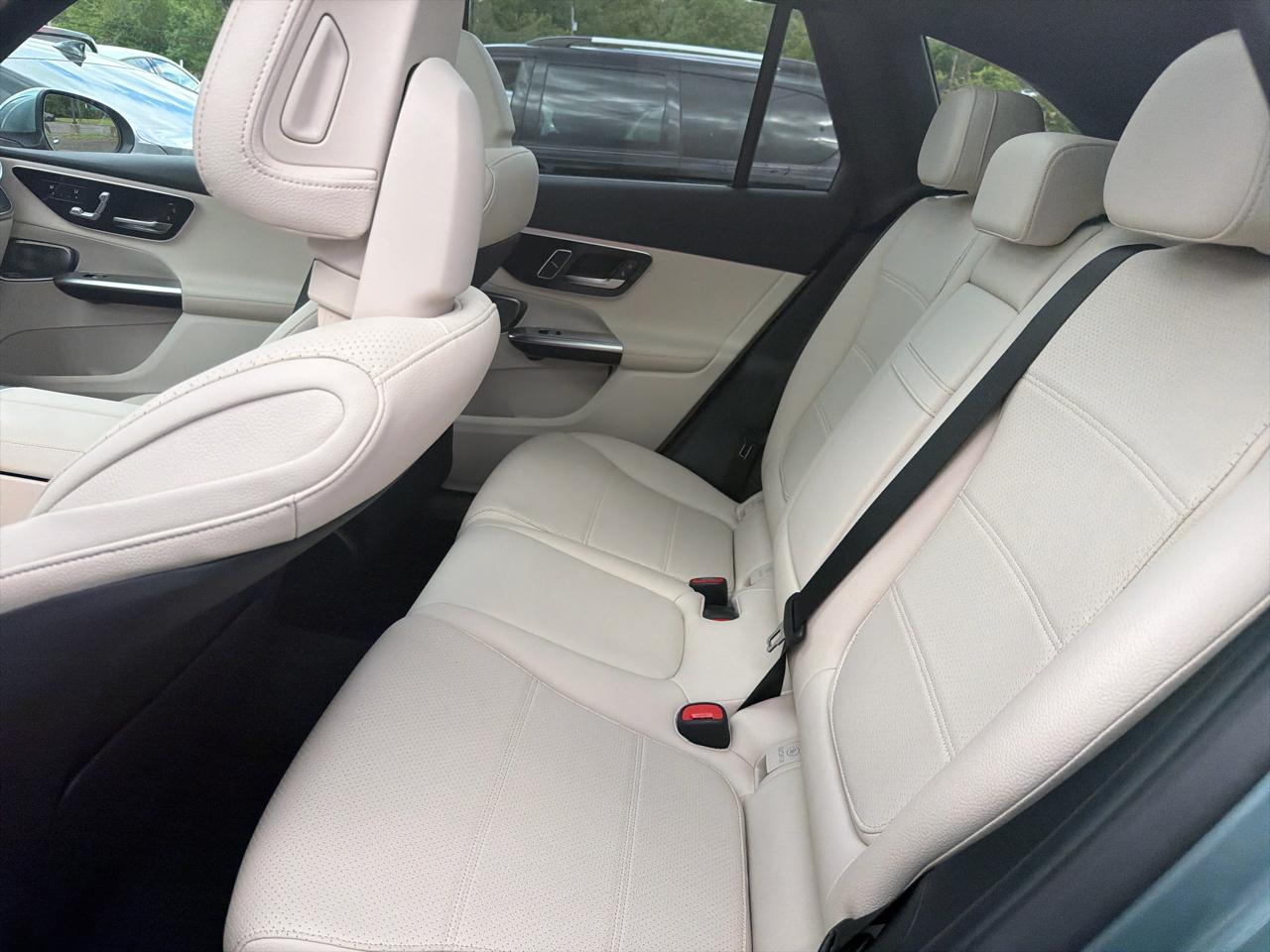 Mercedes-Benz GLC GLC 350e 4MATIC SUV 2025