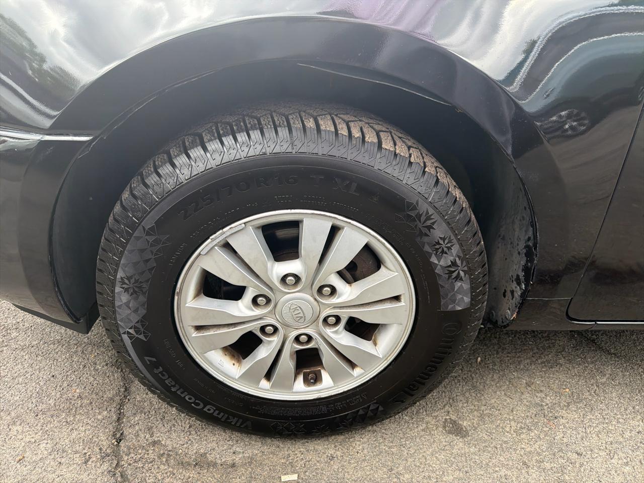 Kia Sedona 4dr Wgn LX 2012